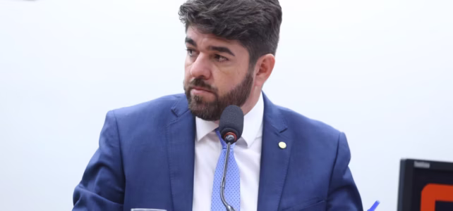 Deputado do PL de MG deve relatar projeto do licenciamento ambiental na Câmara Deputado do PL de MG deve relatar projeto do licenciamento ambiental na Câmara